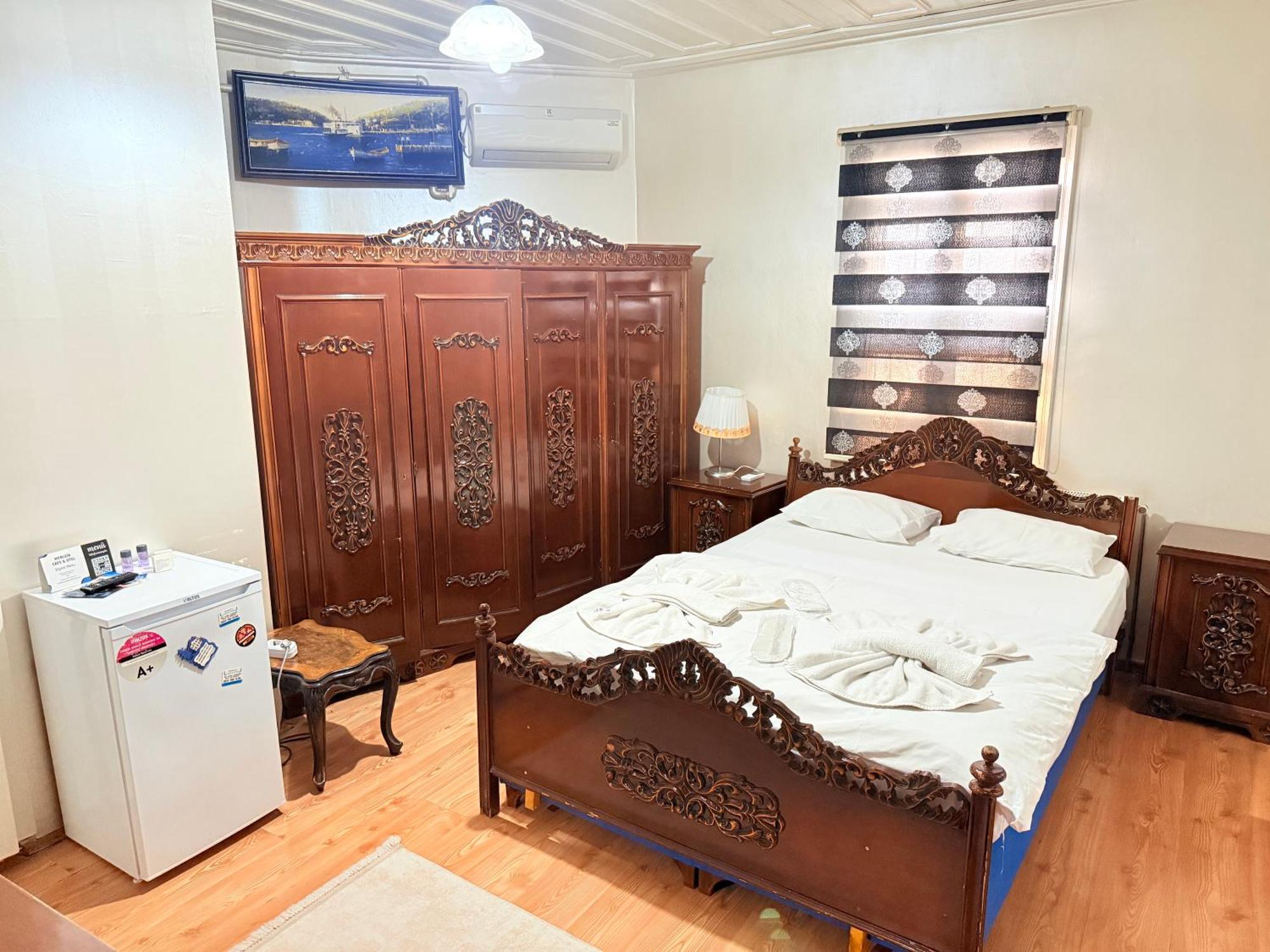 Oez Butik Otel Antik Kent Myrleia Mudanya Exteriér fotografie