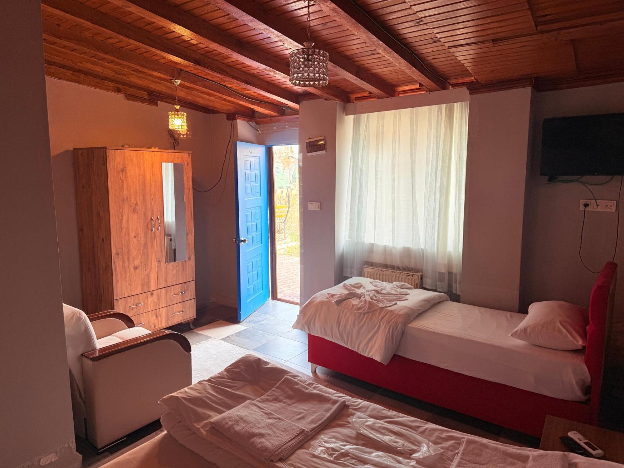 Oez Butik Otel Antik Kent Myrleia Mudanya Exteriér fotografie